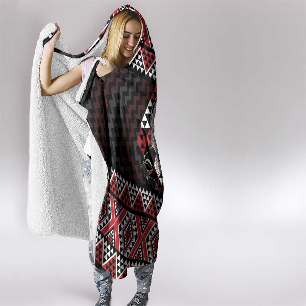 Taniko Aotearoa Hooded Blanket Poutama Mix Piwakawaka
