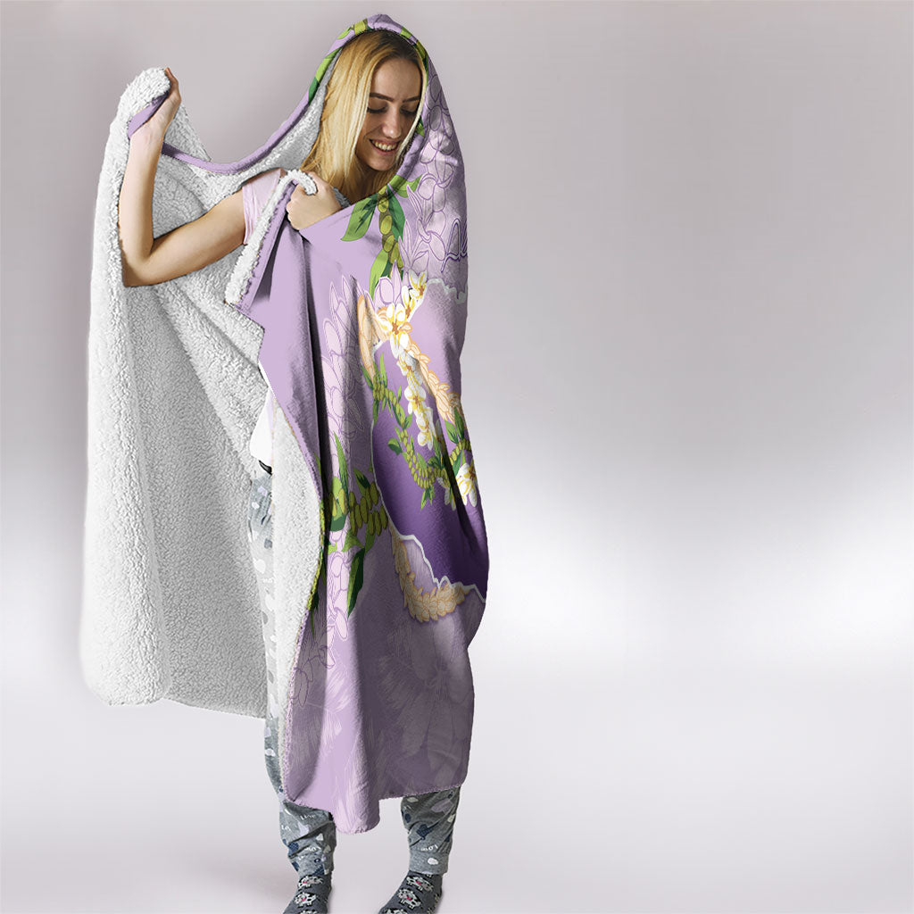 Hawaii Kauai Island Flowers Lei Hooded Blanket Mokihana Lei