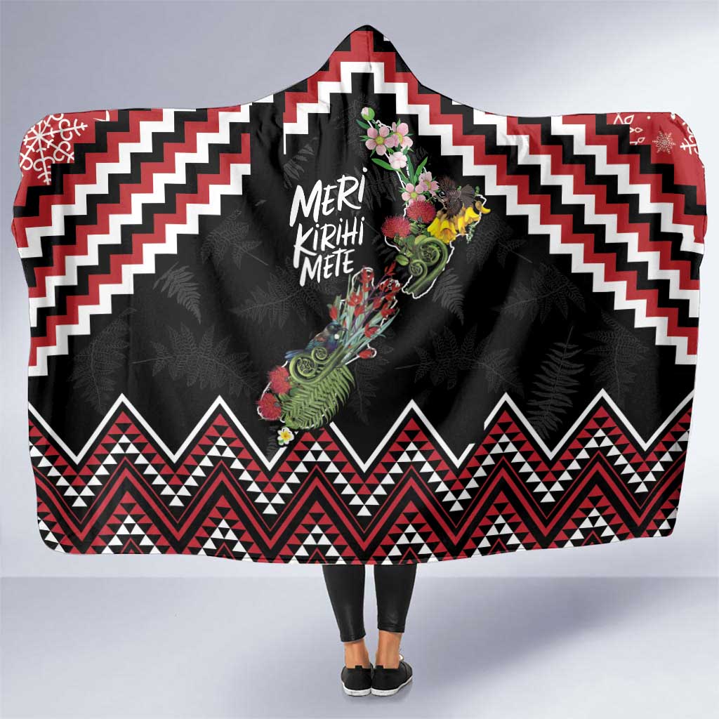 New Zealand Christmas Taniko Poutama Hooded Blanket Flora Map with Birds - Polynesian Pride