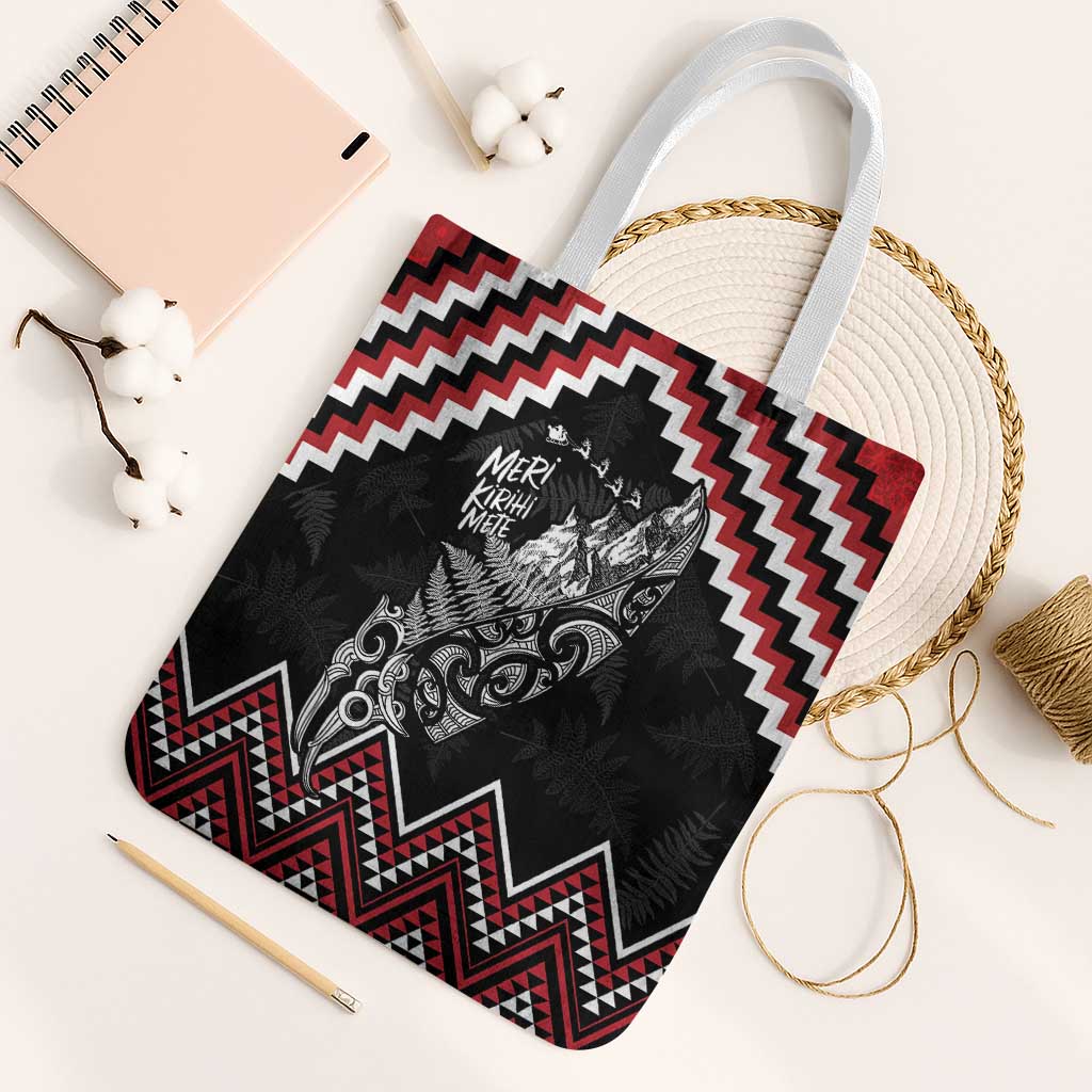 New Zealand Christmas Taniko Poutama Tote Bag Mountainscape Maori Fern - Polynesian Pride