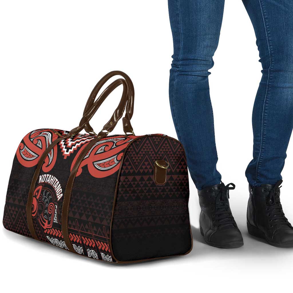 Maori Waitangi Travel Bag Kotahitanga Poutama Mix Whakairo - Polynesian Pride