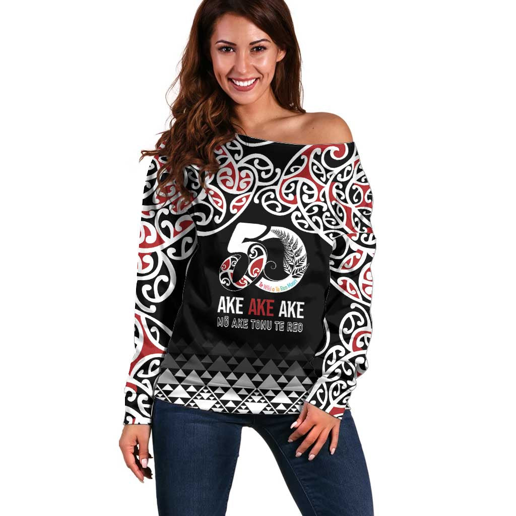 Kia Kaha Te Reo Maori Off Shoulder Sweater 50 Years Mo Ake Tonu Te Reo - Polynesian Pride