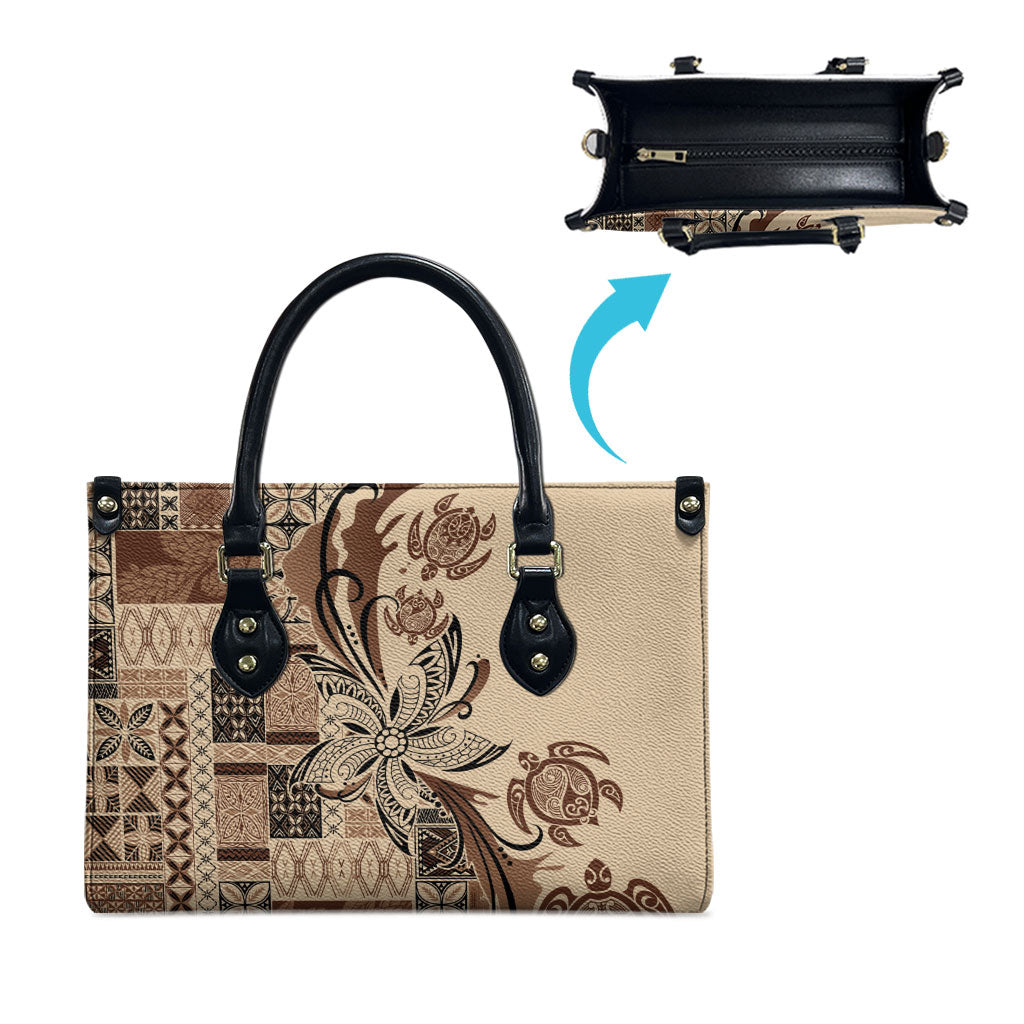 Talofa Samoa Mamanu Siapo Mix Malu Leather Bag Classic Beige Frangipani and Turtles LT7 - Polynesian Pride