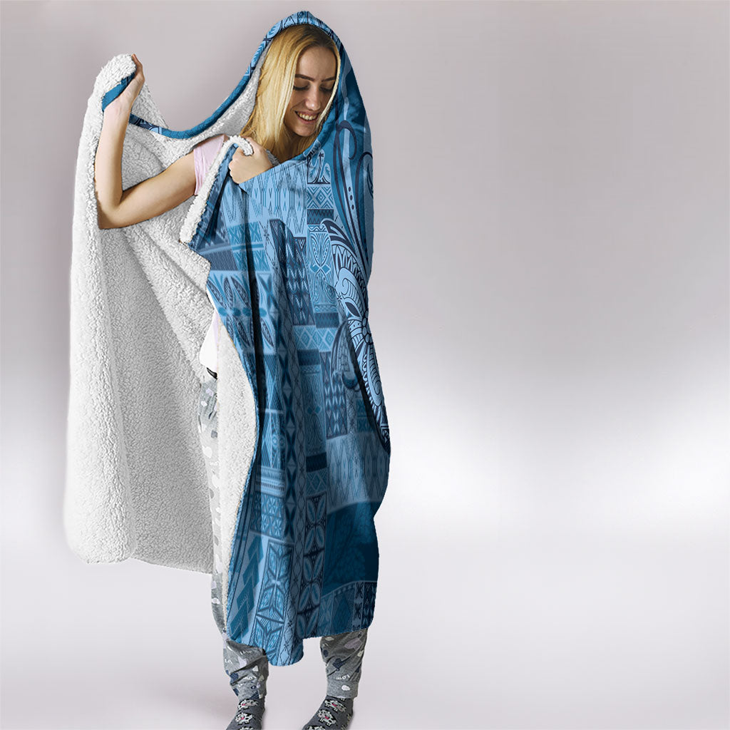 Talofa Samoa Mamanu Siapo Mix Malu Hooded Blanket Cool Blue Frangipani and Turtles LT7 - Polynesian Pride