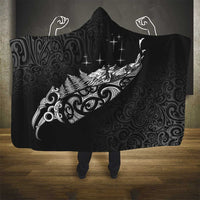 Maori Matariki Hooded Blanket Landscape Styled Fern - Monochrome