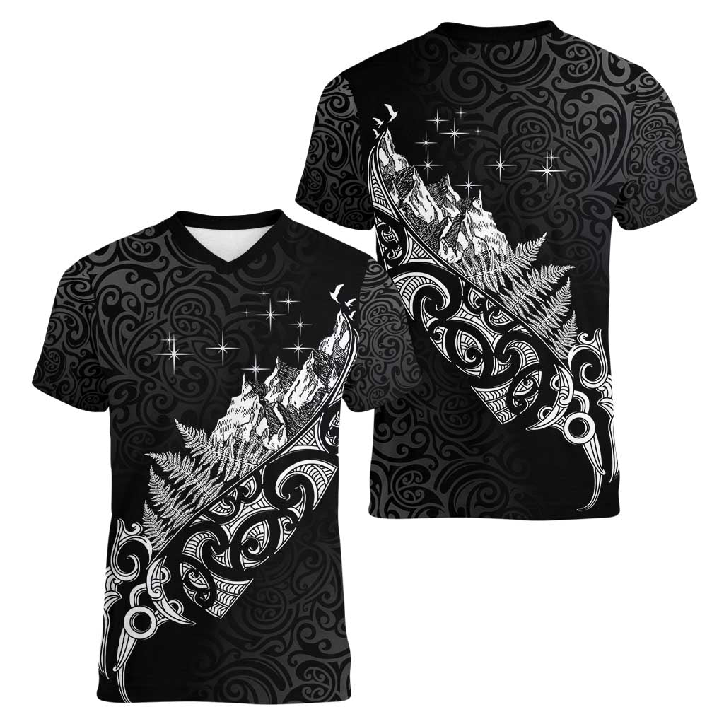 Maori Matariki Women V-Neck T-Shirt Landscape Styled Fern - Monochrome
