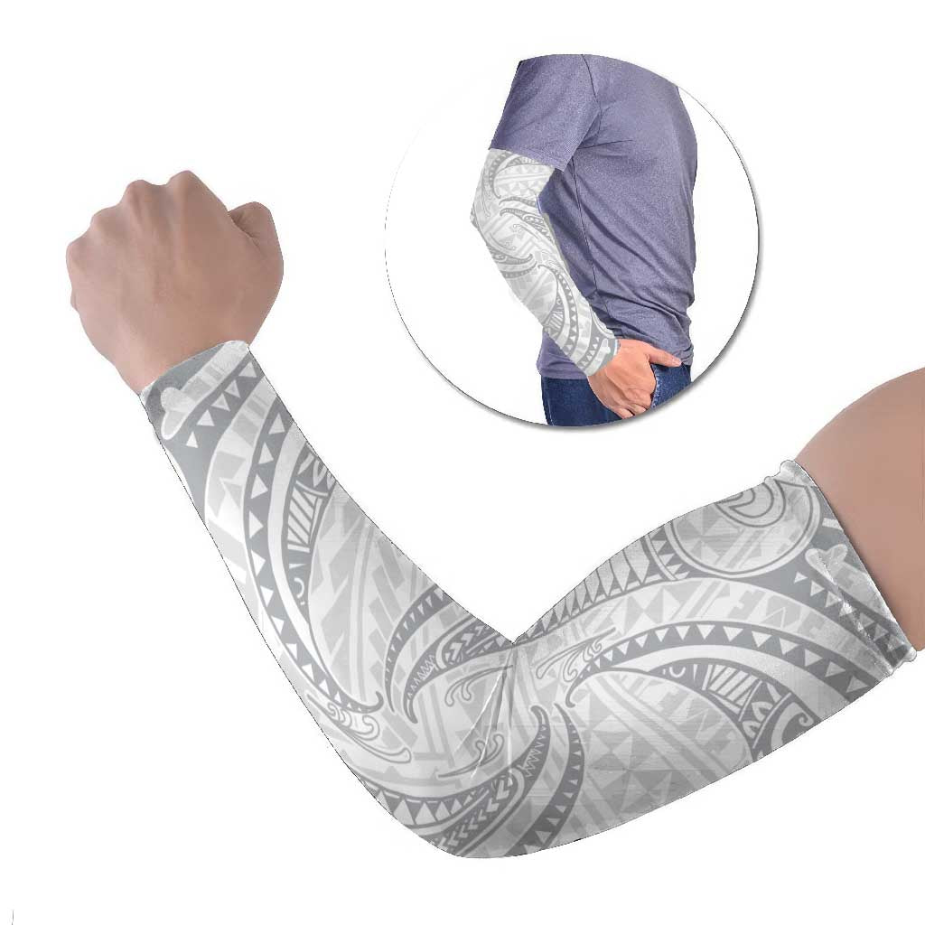 White Sunday Lotu Tamaiti Arm Sleeves Polynesian Wave Pastel Gray - Polynesian Pride