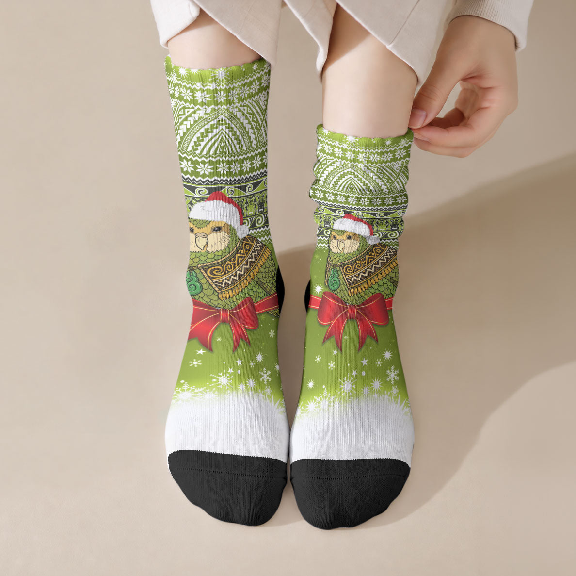 New Zealand Kakapo Christmas Crew Socks Maori Inspired Knitted Patterns LT9 Crew Socks Green - Polynesian Pride