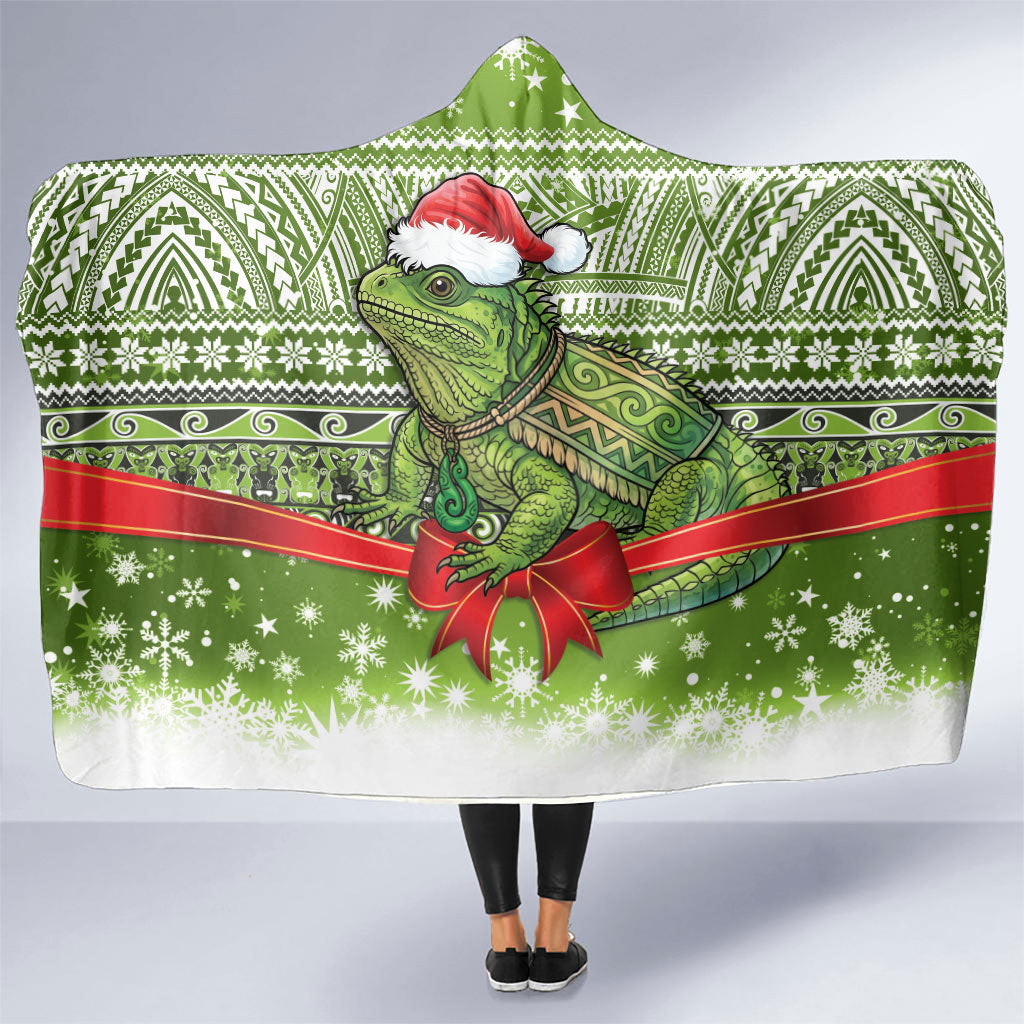 New Zealand Tuatara Christmas Hooded Blanket Maori Inspired Knitted Patterns LT9 One Size Green - Polynesian Pride