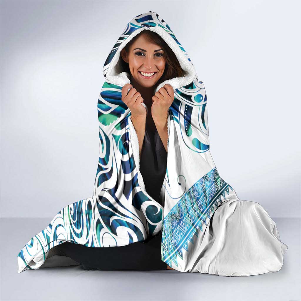 Kahui Whetu Paua shell Kowhaiwhai Taniko Personalised Hooded Blanket Turtle Tattoo Maori Tribal Style