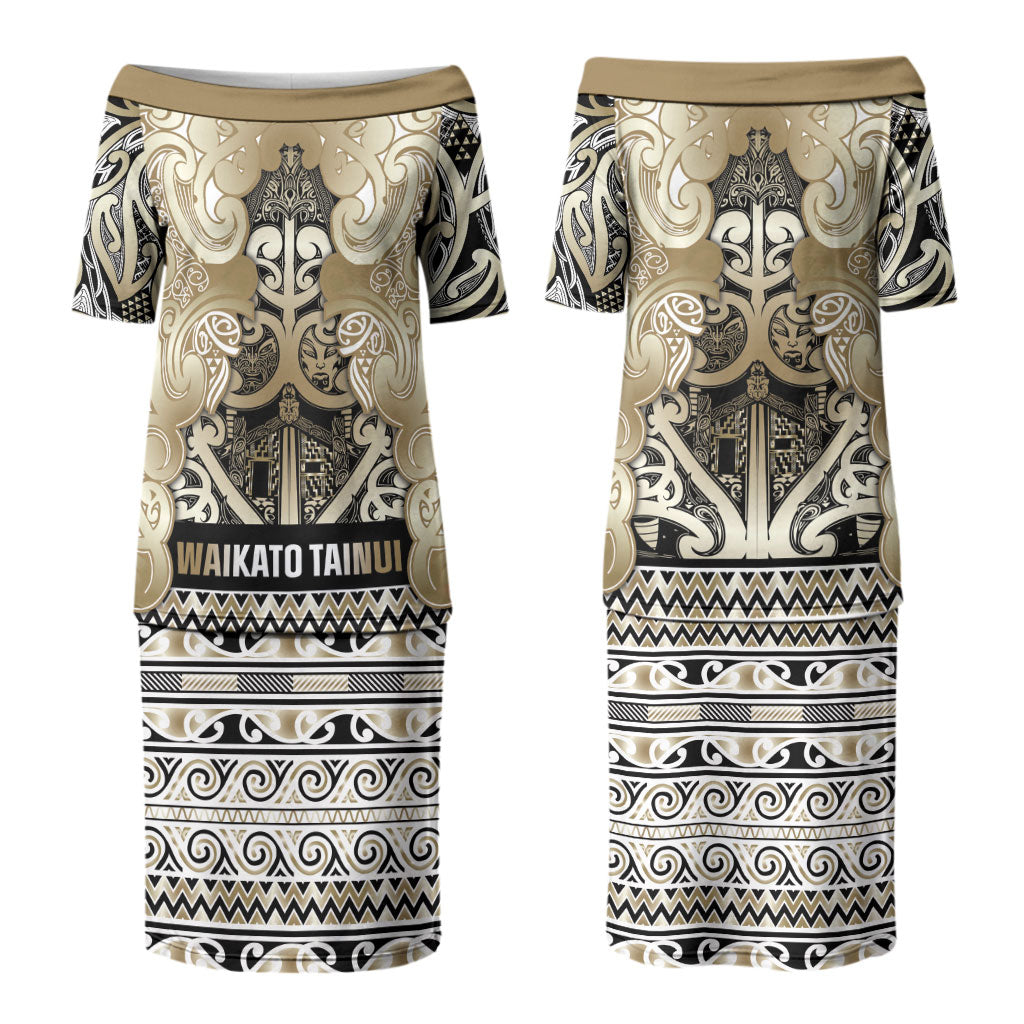 Aotearoa Iwi Waikato Tainui Family Matching Puletasi and Hawaiian Shirt Maori Wharenui House Tribal Pattern LT9 Mom's Dress Light Gold - Polynesian Pride