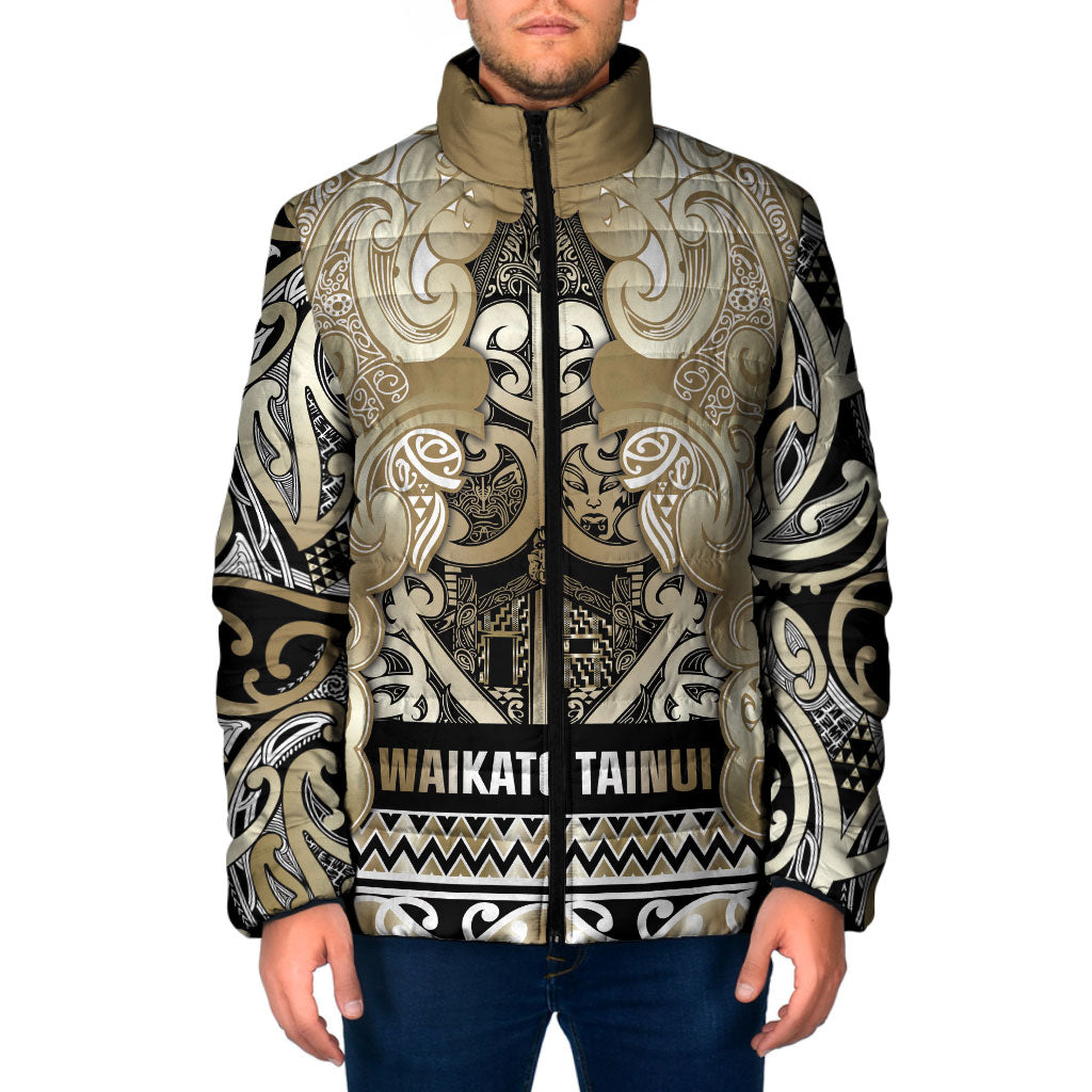 Aotearoa Iwi Waikato Tainui Padded Jacket Maori Wharenui House Tribal Pattern LT9 Men Light Gold - Polynesian Pride