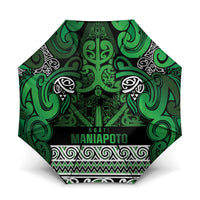 Aotearoa Iwi Ngati Maniapoto Umbrella Maori Wharenui House Tribal Pattern LT9 One Size Folded 11.42 inch Opened Diameter 37.4 inch Dark green - Polynesian Pride