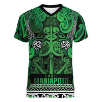 Aotearoa Iwi Ngati Maniapoto Women V-Neck T-Shirt Maori Wharenui House Tribal Pattern LT9 Female Dark green - Polynesian Pride