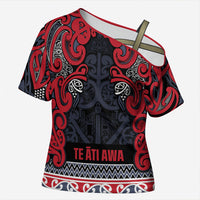 Aotearoa Iwi Te ati Awa Cross Shoulder Shirt Maori Wharenui House Tribal Pattern LT9 Female Bright Red - Polynesian Pride