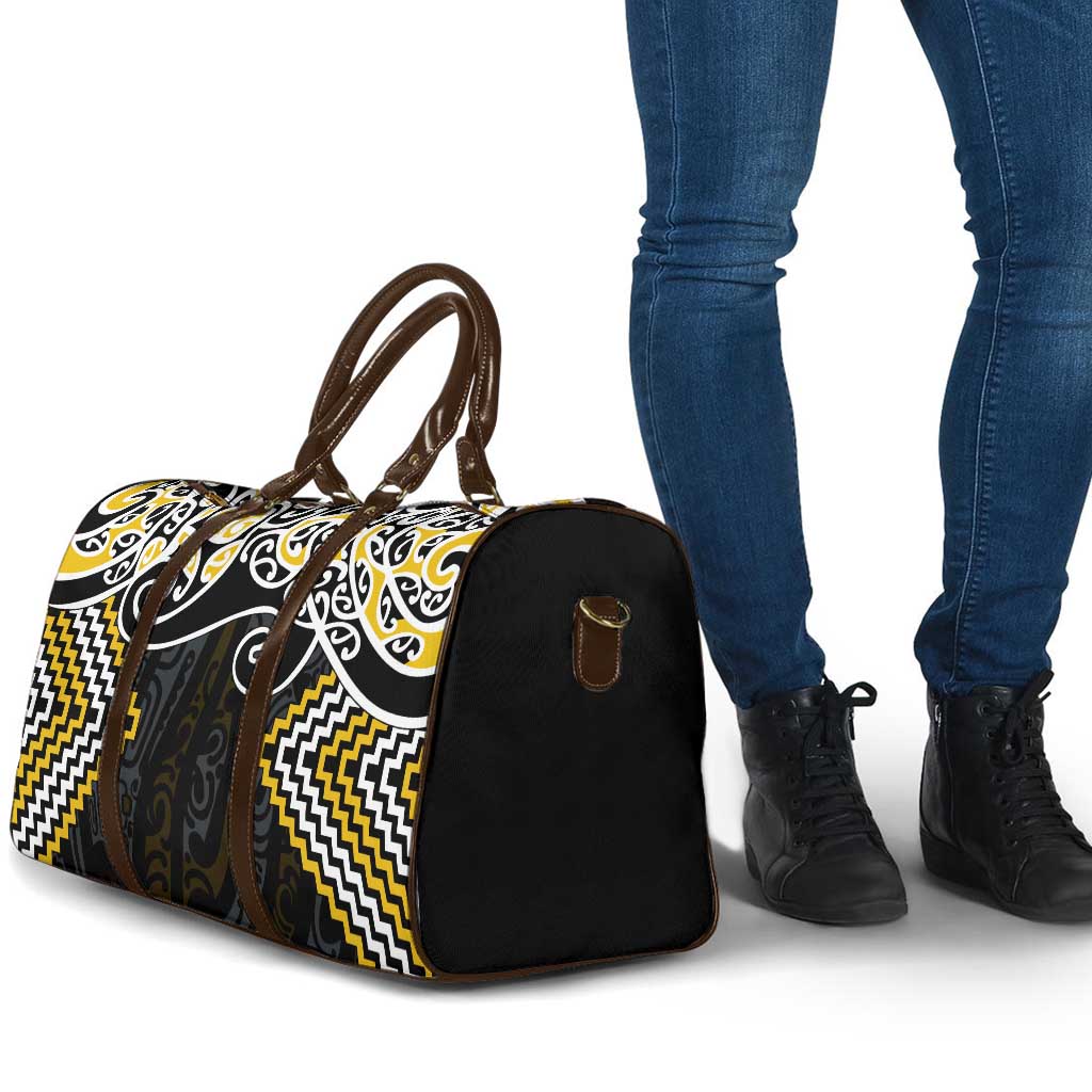 Gold Aotearoa Tukutuku Manawa Tapu Travel Bag Ta Moko Toi Maori - Polynesian Pride