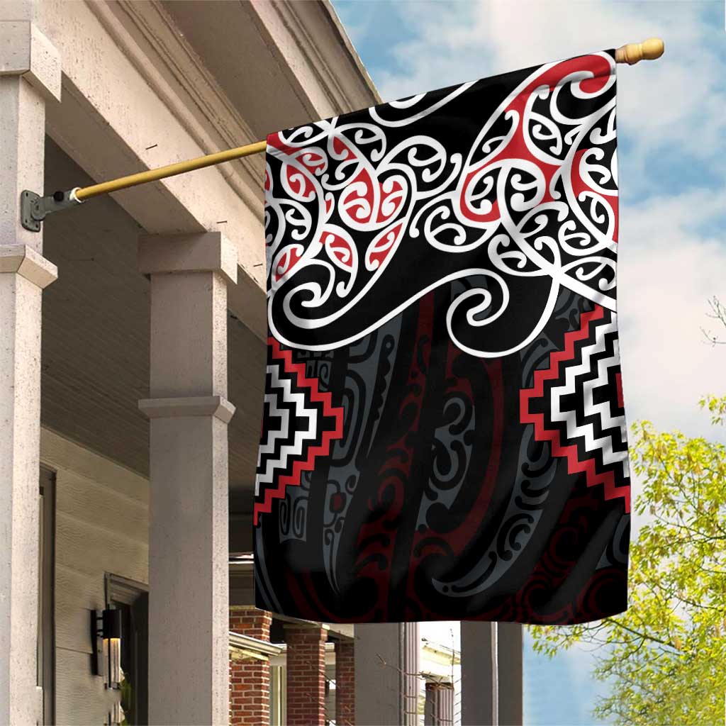 Red Aotearoa Tukutuku Manawa Tapu Garden Flag Ta Moko Toi Maori