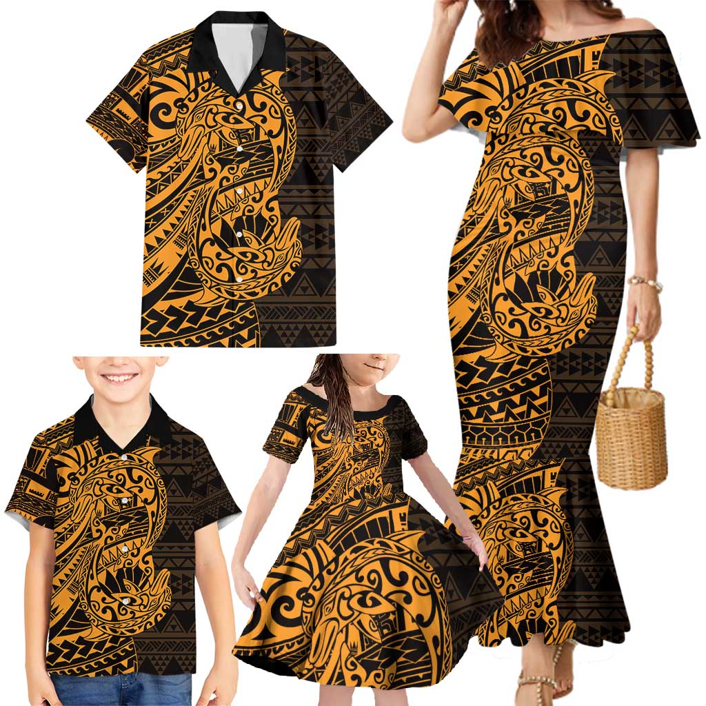 Gold Couple Dolphins Maori Polynesian Style Family Matching Mermaid Dress and Hawaiian Shirt