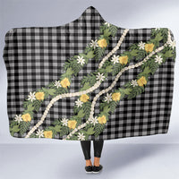 Aloha Puakenikeni Anthurium Pikake Lei Hooded Blanket Black Hawaiian Palaka Pattern LT9 One Size Black - Polynesian Pride