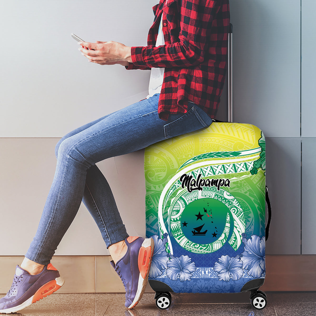 Malpampa Vanuatu Luggage Cover Hibiscus Sand Drawing with Pacific Pattern
