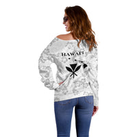 Hawaii Lei Kamehameha Off Shoulder Sweater Ke'oke'o Seamless Pattern Hibiscus Flower LT9 - Polynesian Pride
