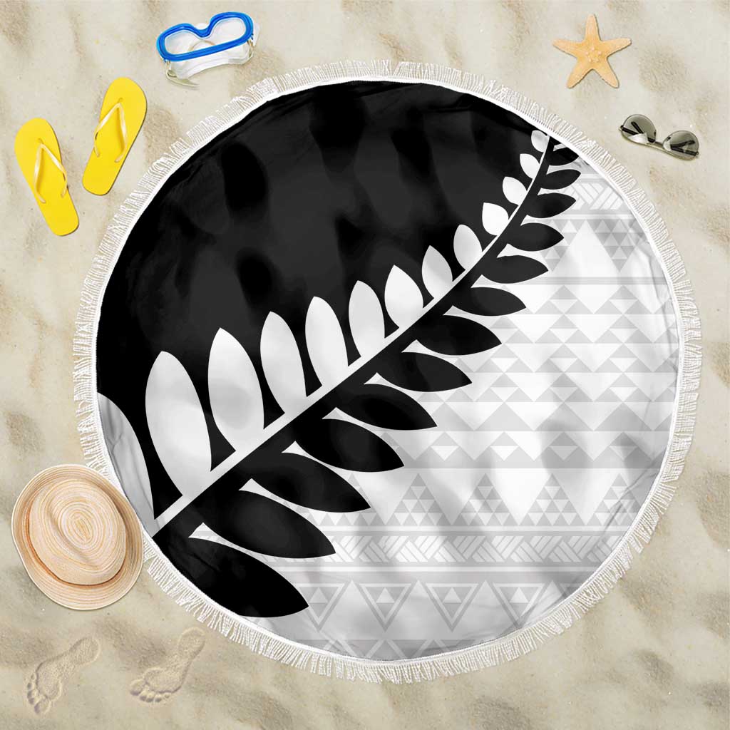 New Zealand Silver Fern Niho Taniwha Beach Blanket