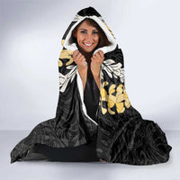 Puakenikeni and Maile Lei Hooded Blanket Black Double Strand Lei