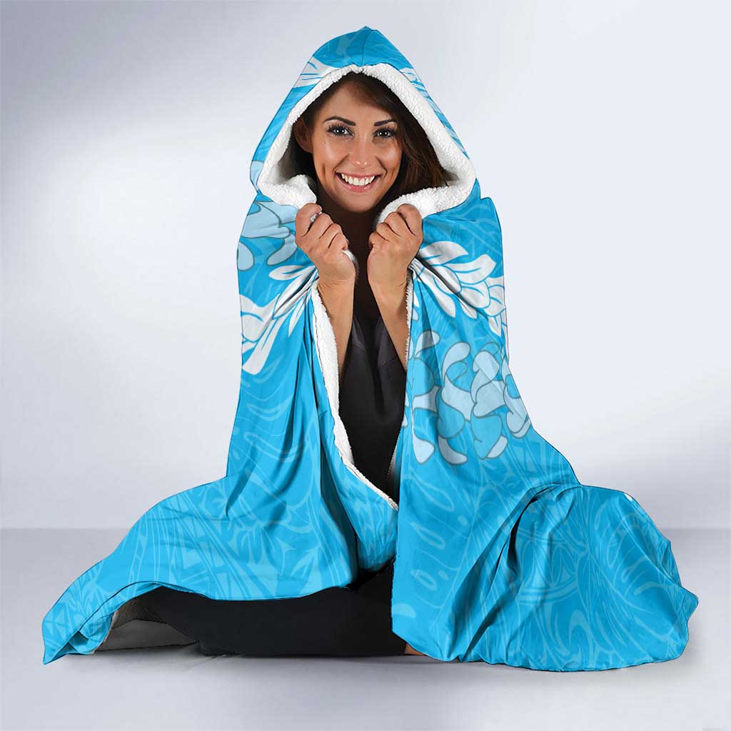 Puakenikeni and Maile Lei Hooded Blanket Blue Double Strand Lei