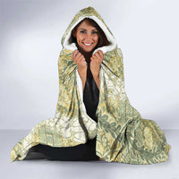 Vintage Puakenikeni and Maile Lei Hooded Blanket Hawaiian Style Tribal Tapa Double Strand Lei