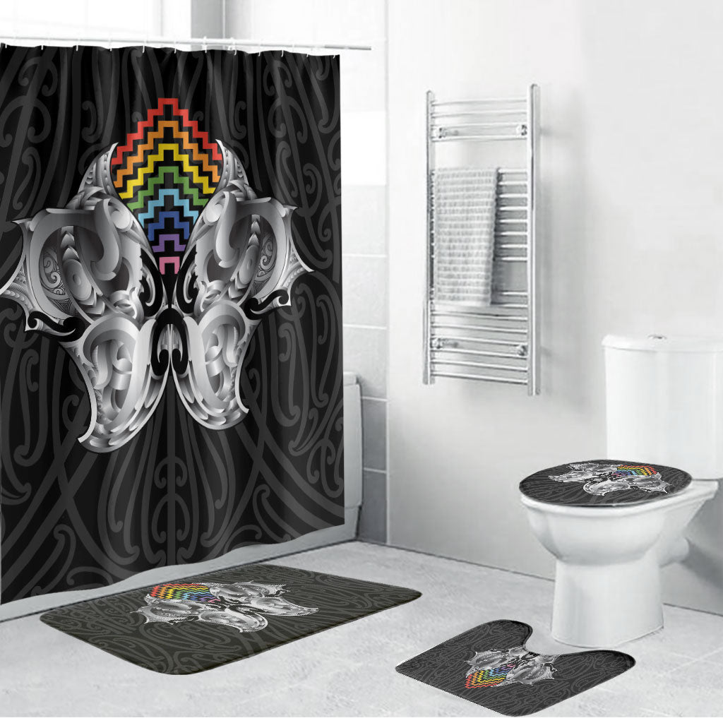 Aotearoa Kowhaiwhai Poutama Rainbow Motif Bathroom Set