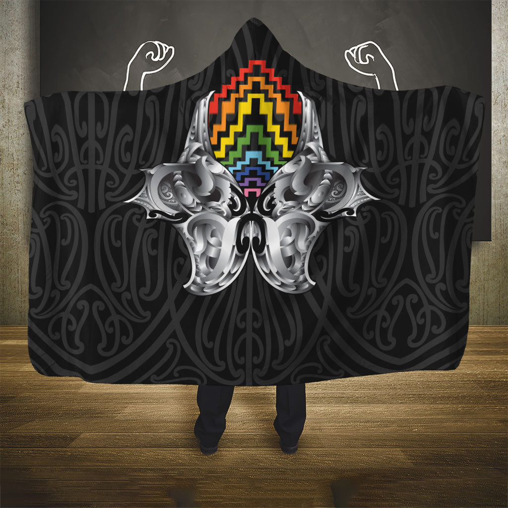 Aotearoa Kowhaiwhai Poutama Rainbow Motif Hooded Blanket LT9 - Polynesian Pride