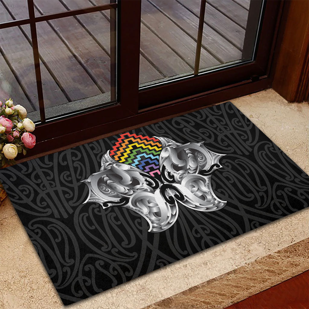Aotearoa Kowhaiwhai Poutama Rainbow Motif Rubber Doormat LT9 - Polynesian Pride