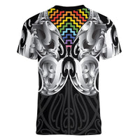Aotearoa Kowhaiwhai Poutama Rainbow Motif Women V-Neck T-Shirt LT9 - Polynesian Pride