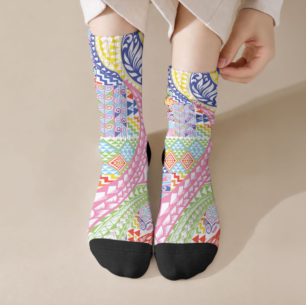Maori Kowhaiwhai Taniko Patchwork Rainbow Motifs Crew Socks LT9 Crew Socks Rainbow - Polynesian Pride
