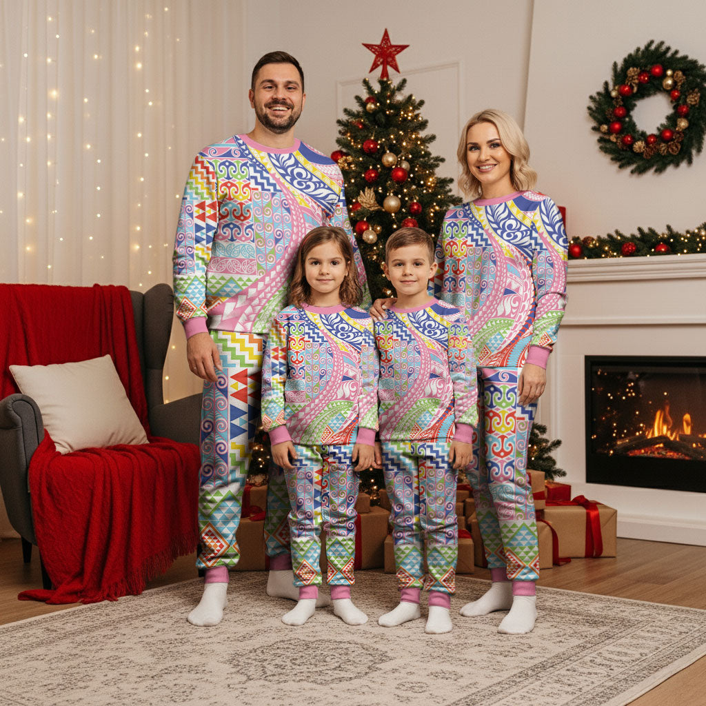 Maori Kowhaiwhai Taniko Patchwork Rainbow Motifs Christmas Pajama Set