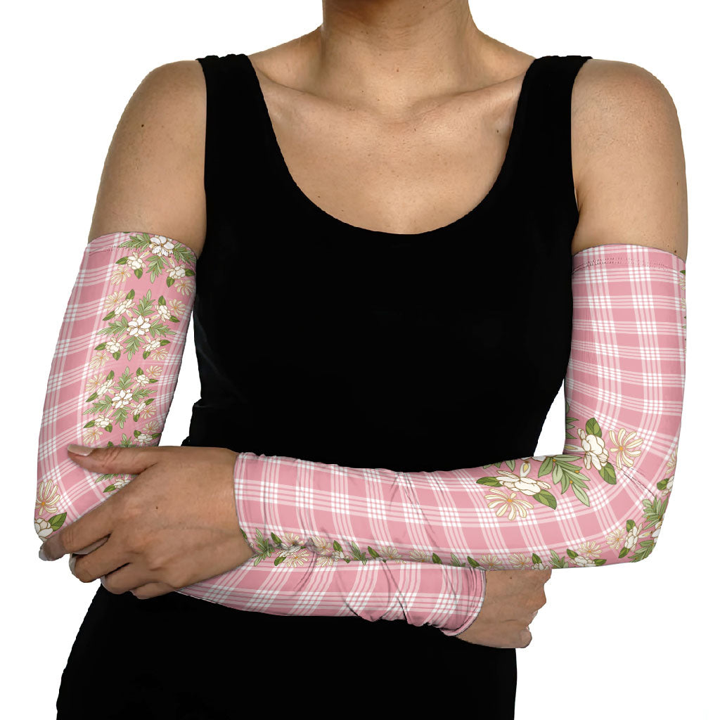 Akala Hamele Hawai'i Palaka Squares Maile Leaf Arm Sleeves Flowers Hawaiian Quilt Patterns