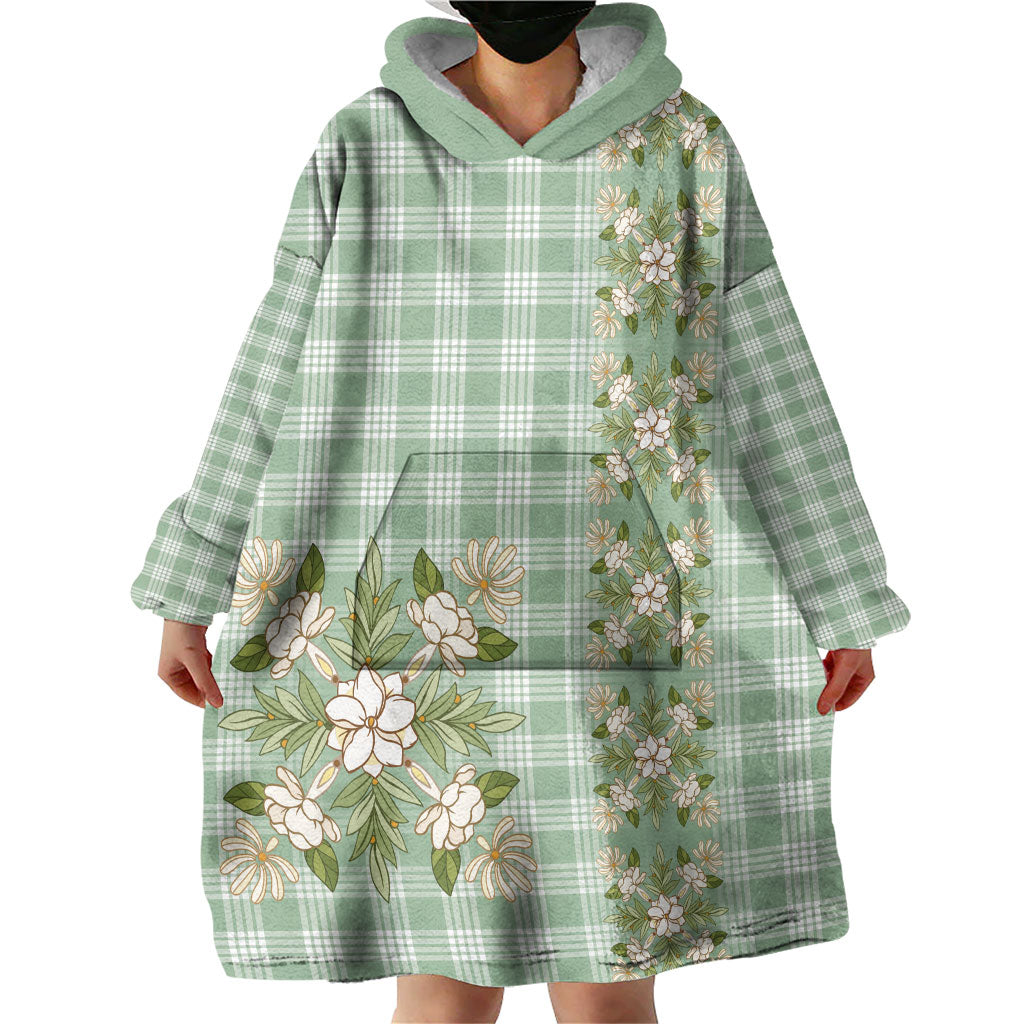 Liko Kukui Hawai'i Palaka Squares Maile Leaf Wearable Blanket Hoodie Flowers Hawaiian Quilt Patterns