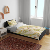 Melemele Ahiahia Hawai'i Palaka Plumeria Bedding Set Puakenikeni and Maile Lei