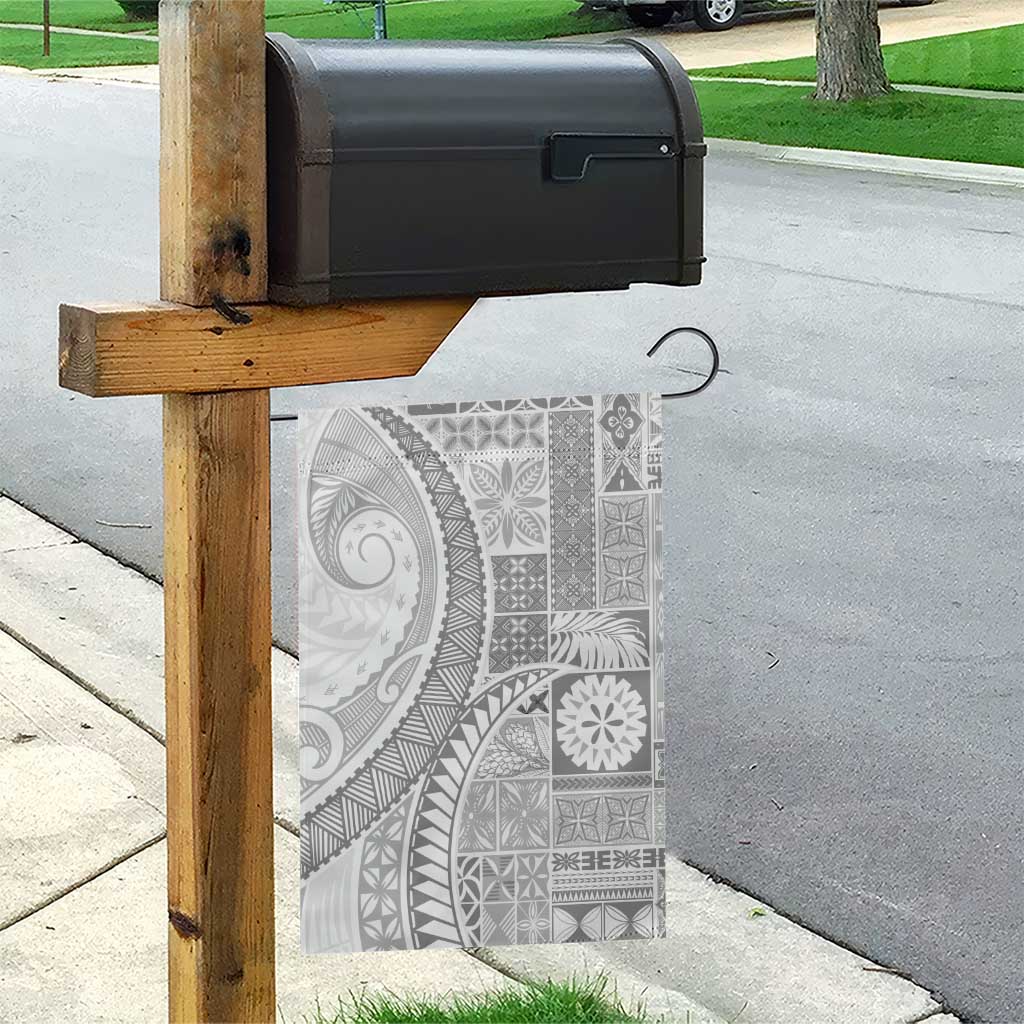 Samoa Siapo White Sunday Garden Flag Lotu Tamaiti Polynesian White Pattern - Polynesian Pride