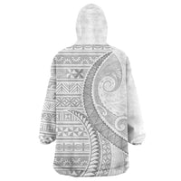 Tokelau White Sunday Wearable Blanket Hoodie Lotu Tamaiti Ngatu Tokelau Feletoa Manulua - Polynesian Pride