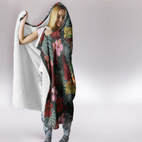 Hawaii Tiki Surfing Hooded Blanket Mele Kalikimaka i Iulai!