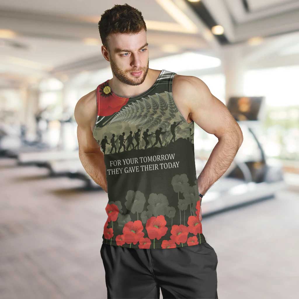 ANZAC Day We Remember Men Tank Top Maori Silver Fern Camouflage Motif