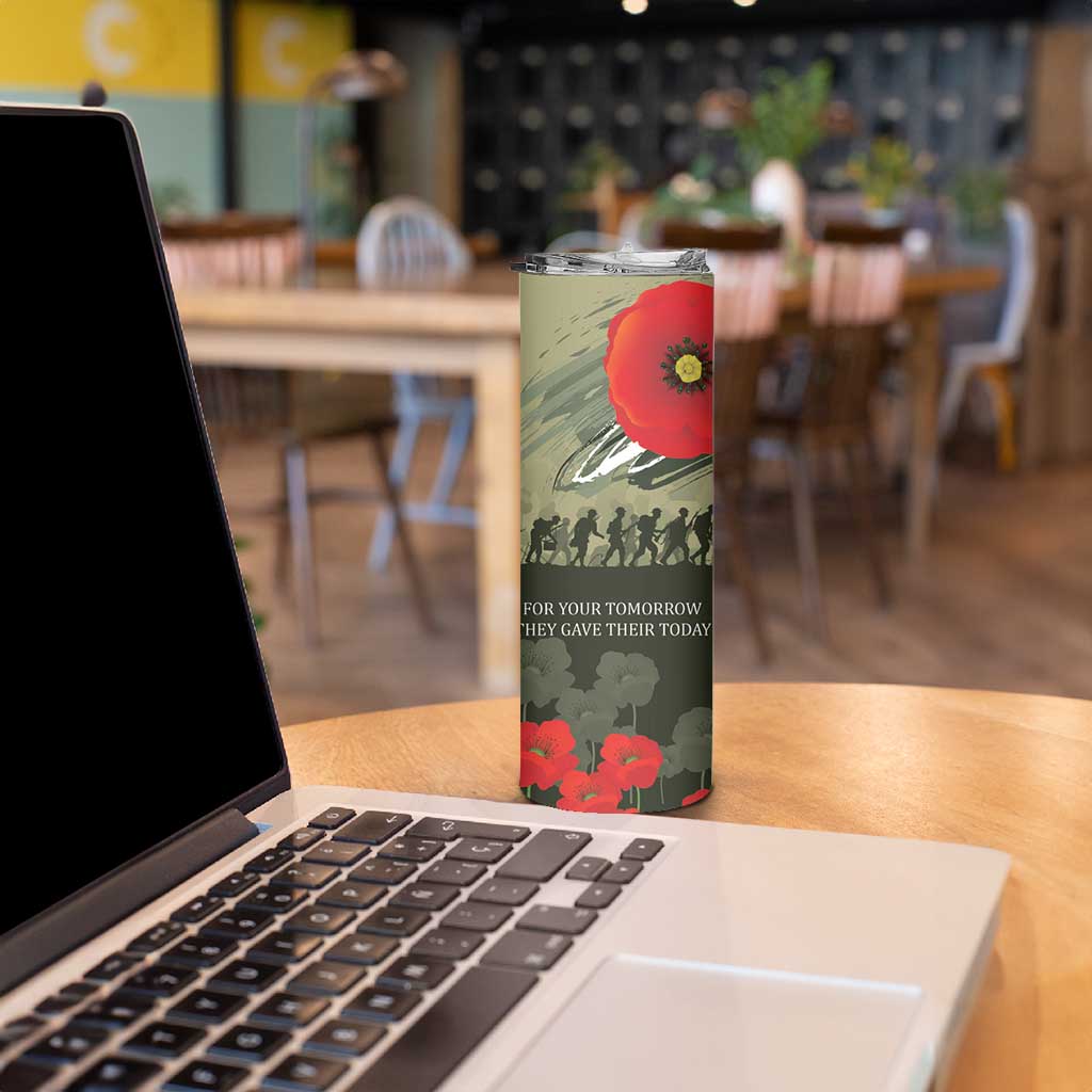 ANZAC Day We Remember Skinny Tumbler Maori Silver Fern Camouflage Motif