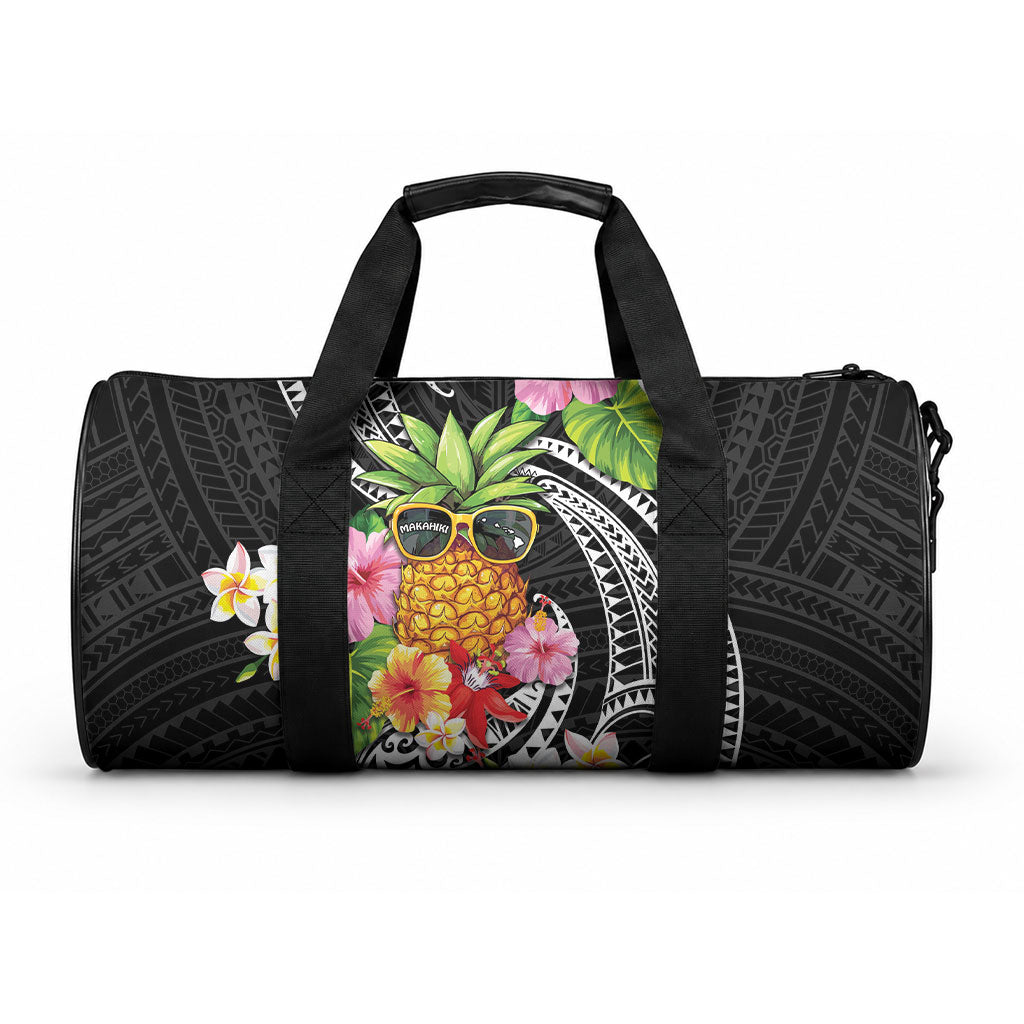 Hau'oli Makahiki Hou Duffle Bag Aloha Pineapple Tropical Vibe LT9 One size Black - Polynesian Pride