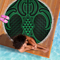 Kakariki Maori Ta Moko Poutama Art Beach Blanket