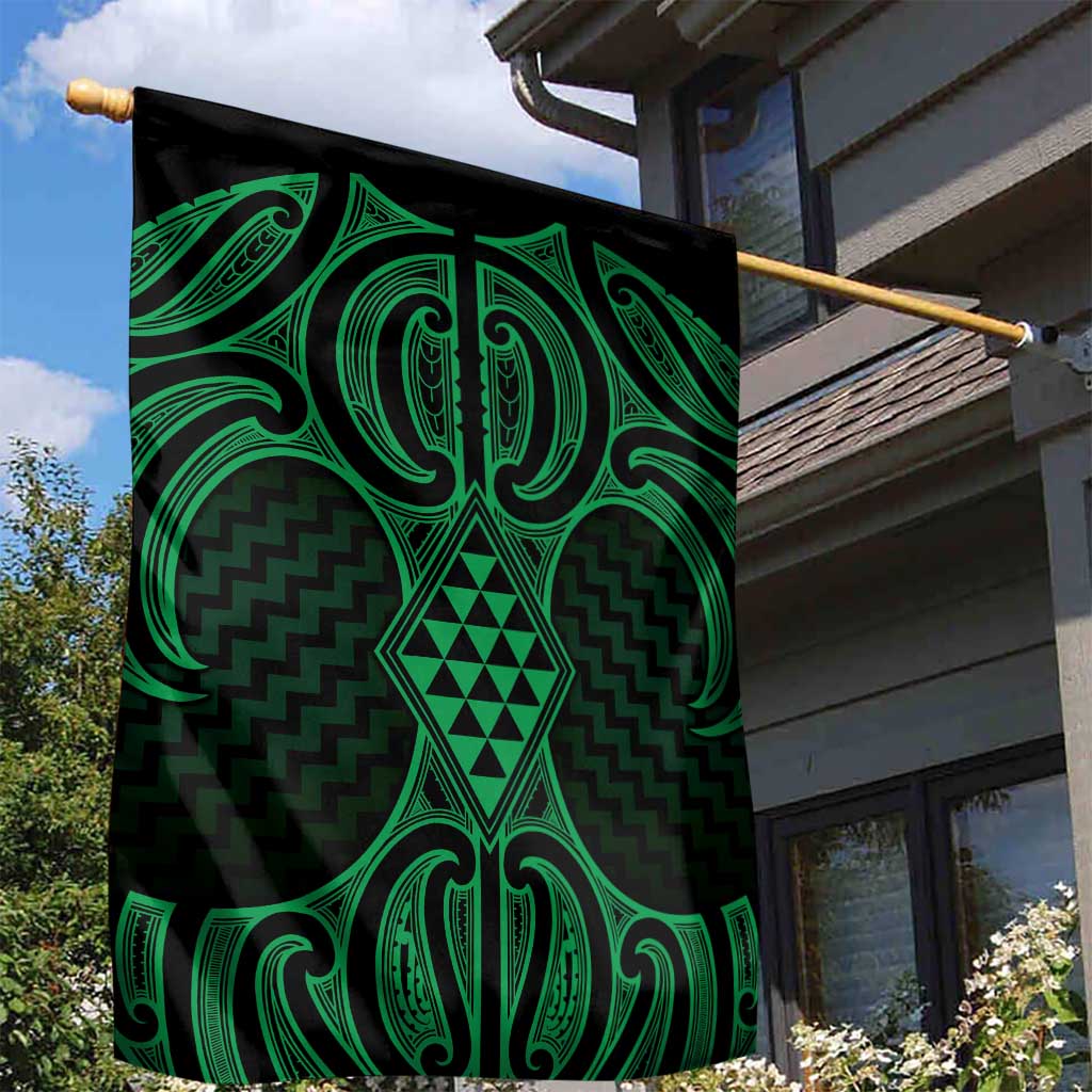 Kakariki Maori Ta Moko Poutama Art Garden Flag