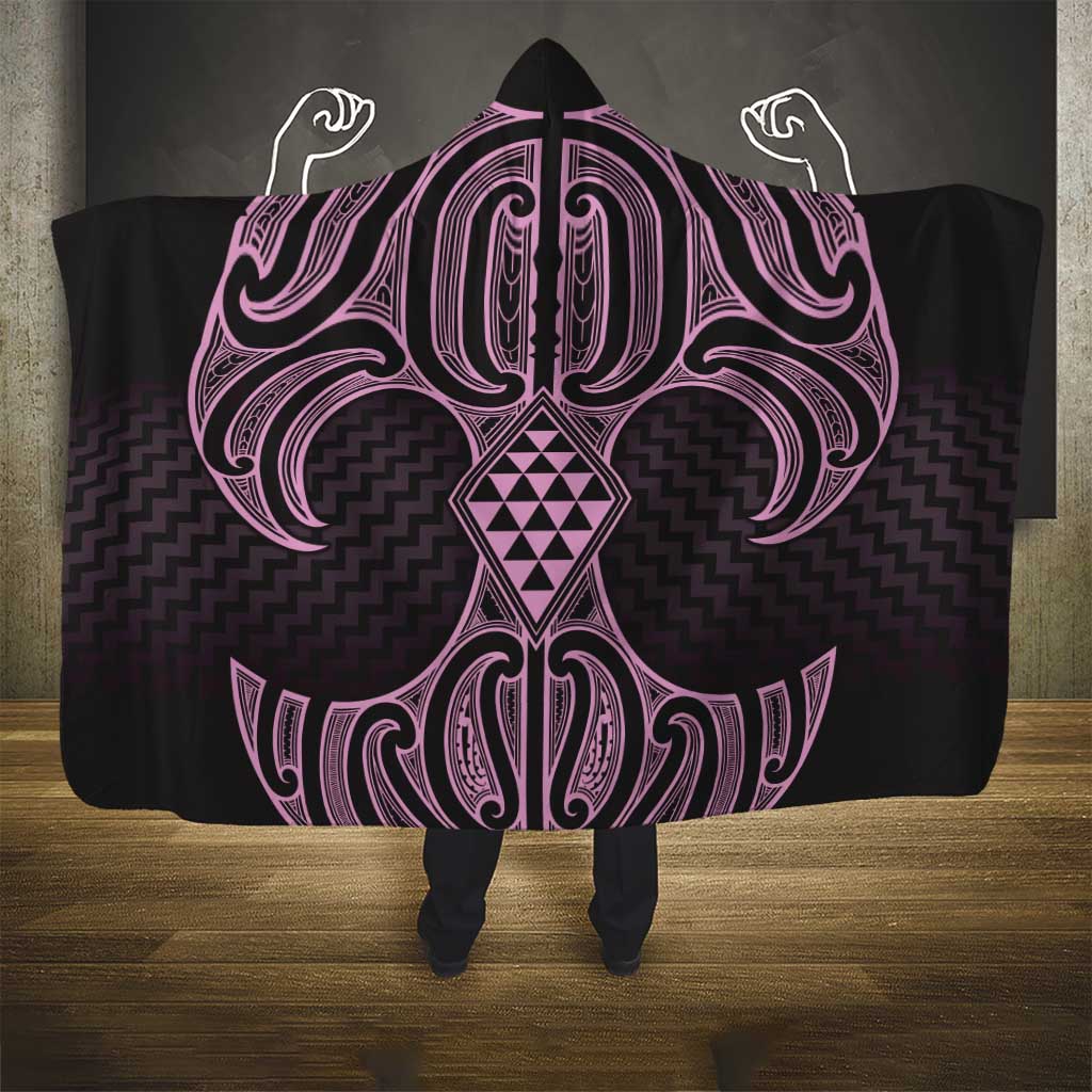 Mawhero Maori Ta Moko Poutama Art Hooded Blanket