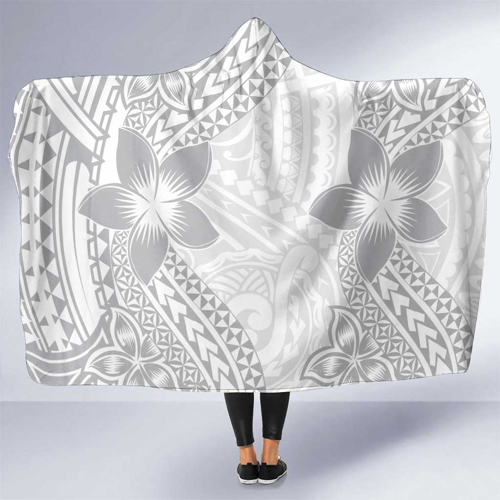 Lotu Tamaiti White Sunday Hooded Blanket Pacific Plumeria Flowers - White Version