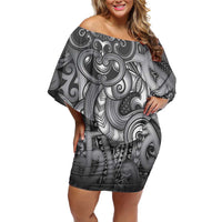 Aotearoa Maori Hei Tiki Family Matching Off Shoulder Short Dress and Hawaiian Shirt Kiwikiwi Kowhaiwhai Puhoro Motif LT9 Mom's Dress Grey - Polynesian Pride