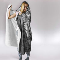 Aotearoa Maori Hei Tiki Hooded Blanket Kiwikiwi Kowhaiwhai Puhoro Motif